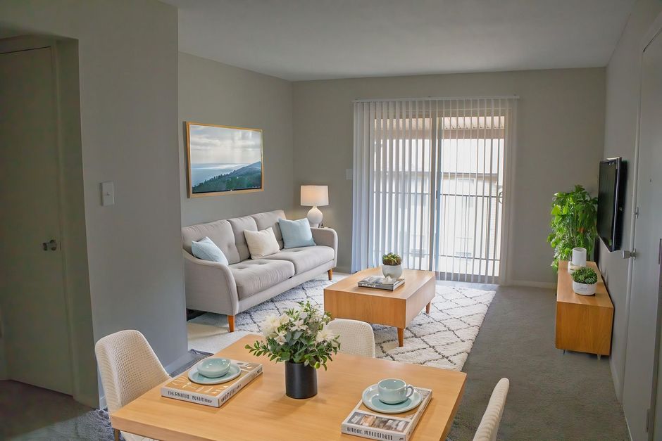 Upstairs Living Area