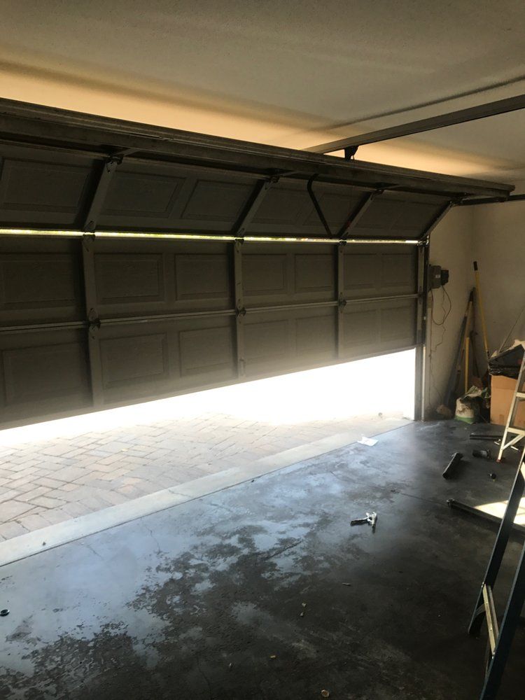 Garage Door Repair Services in Carrollton, TX