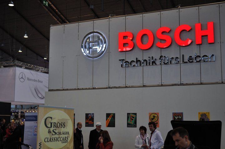 Bosch Stand bei Retro Classics 2011 in Messe Stuttgart