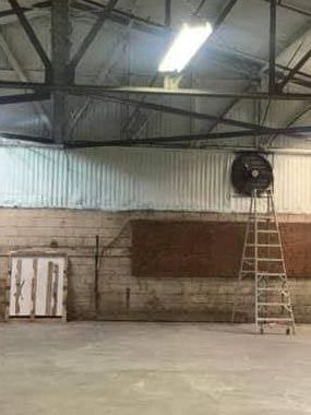 Commercial building insulation installation