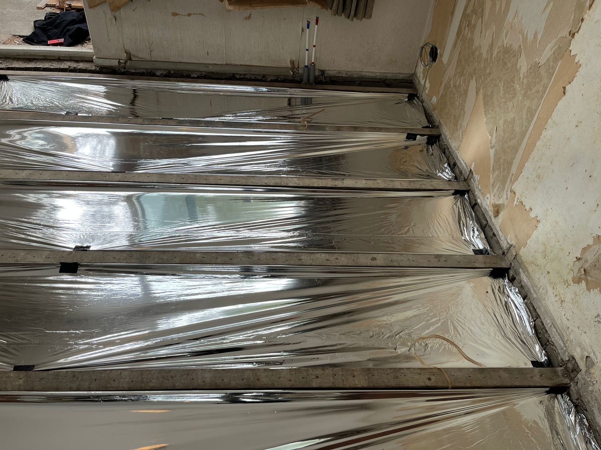 Vloer isoleren Hoek van holland zonder kruipruimte