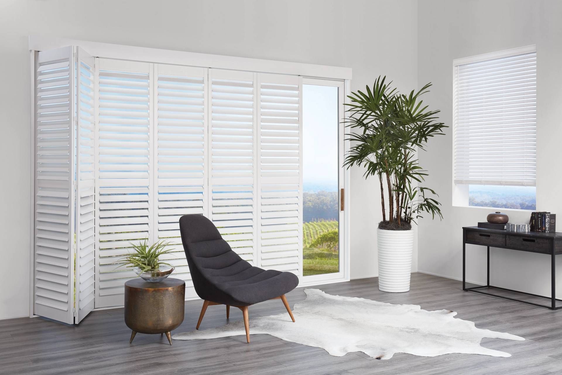 Hunter Douglas EverWood® Faux Wood Blinds near Bedford and Dartmouth, Nova Scotia (NS)