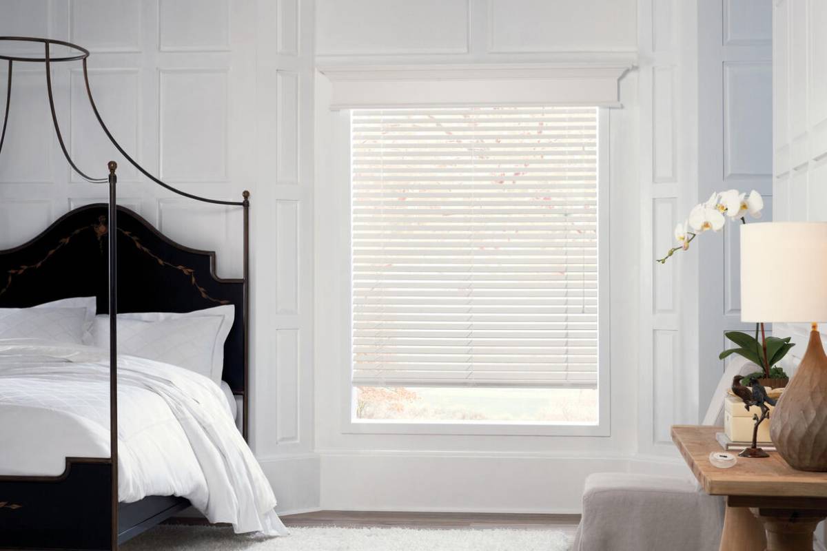 Hunter Douglas Parkland® Wood Blinds, wooden window blinds near Bedford and Dartmouth, Nova Scotia (NS)