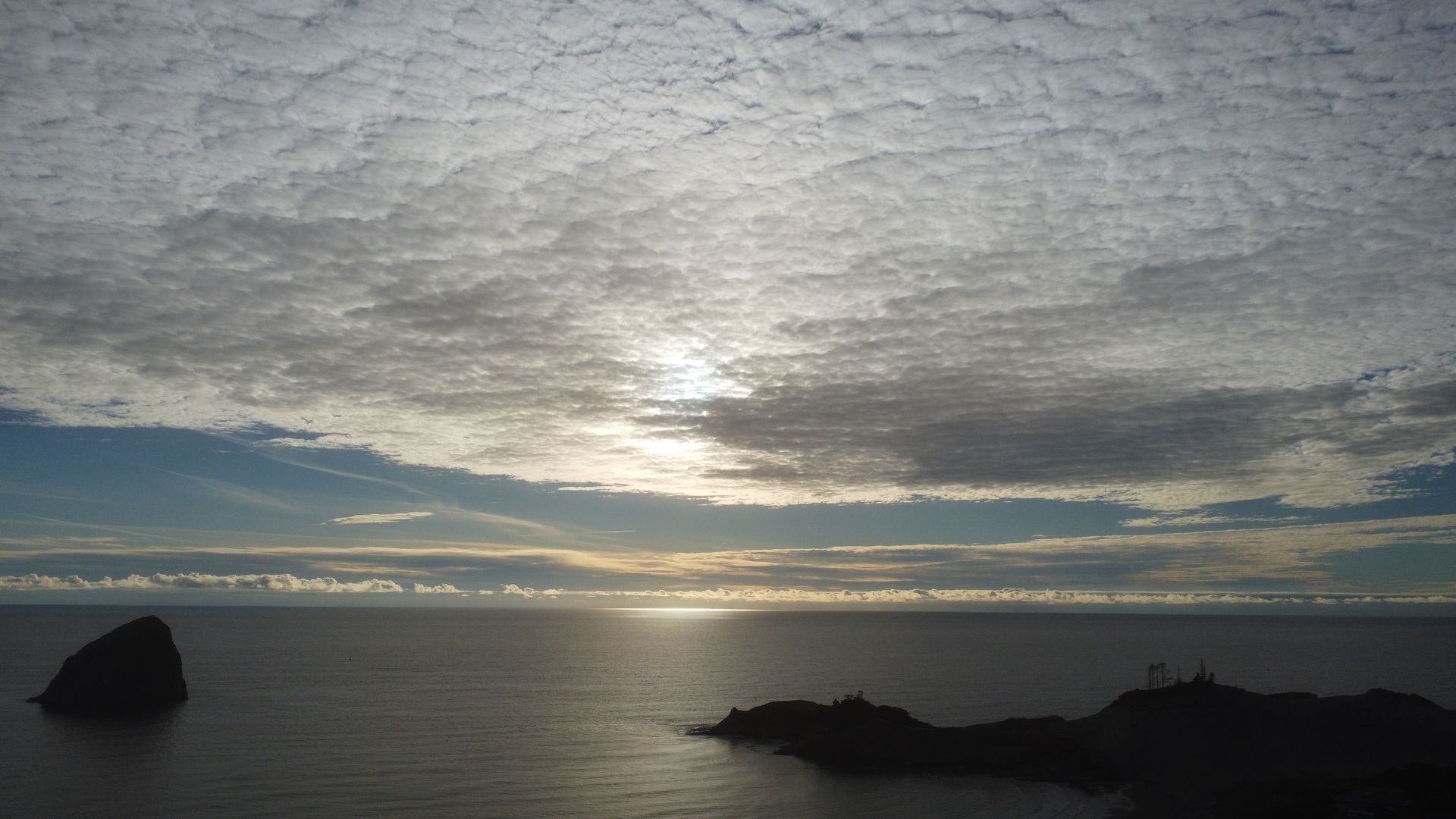 Cape Kiwanda Marine Garden - Oregon WA - Sunset in the Clouds