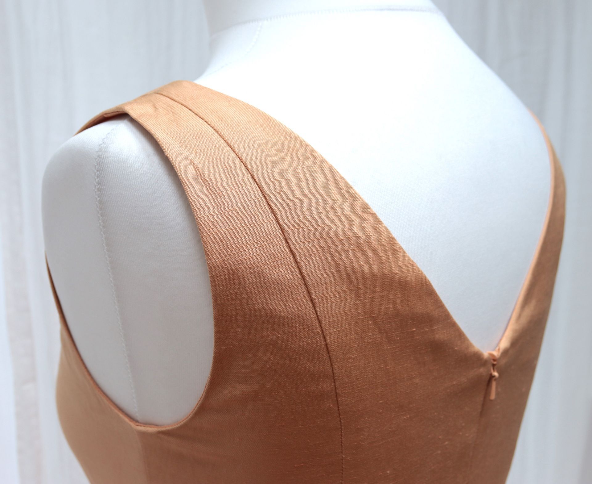 60s-inspired. Laura Ashley – apricot linen dress