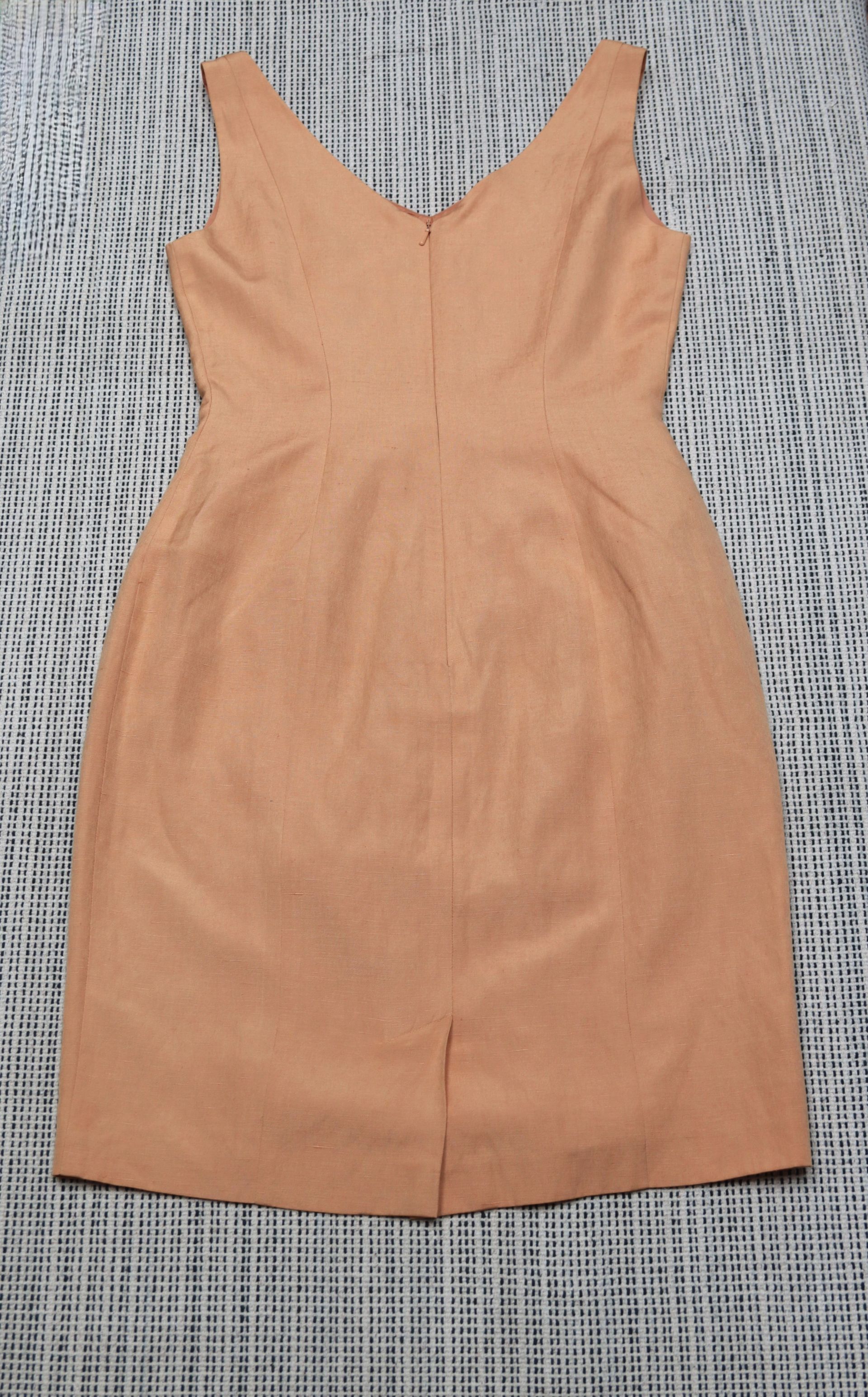 60s-inspired. Laura Ashley – apricot linen dress