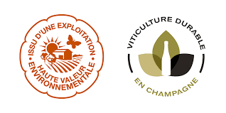 Deux logos pour la viticulture durable en champagne sur fond blanc