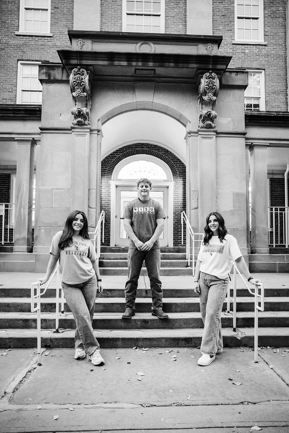Family Photo Session on Illinois State University Quad