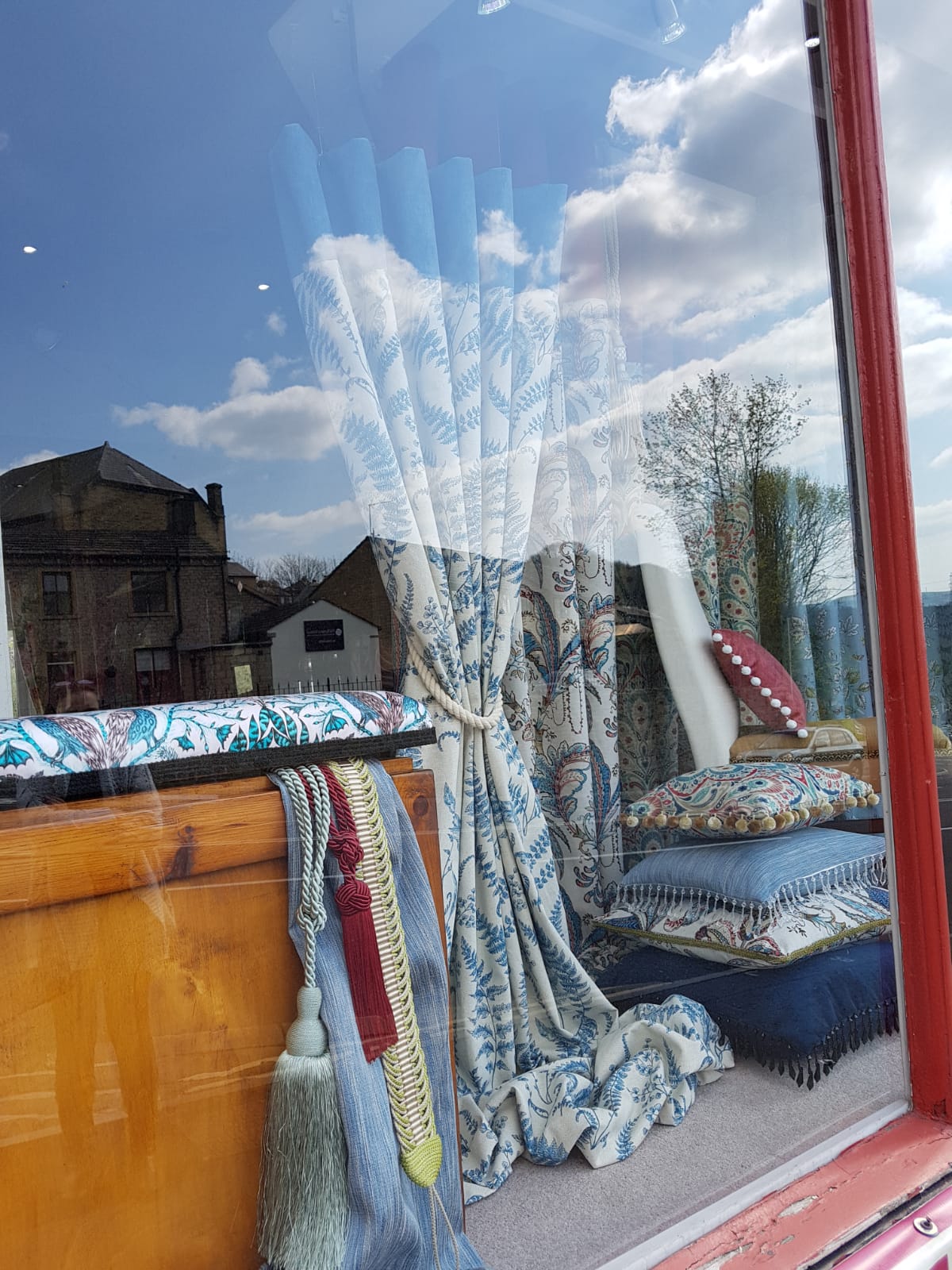 Made to measure curtains & roman blinds in Halifax