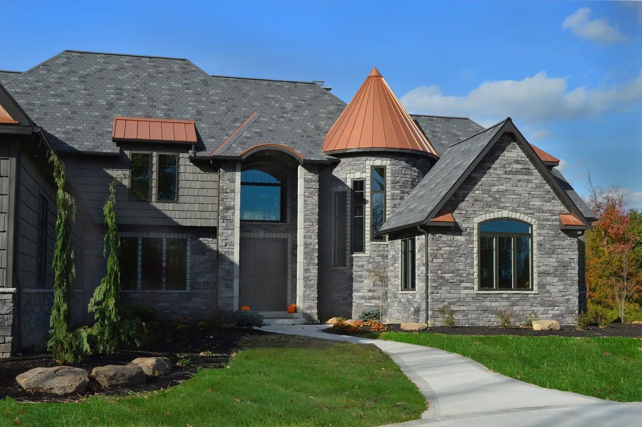 Elegant Stone Wall — Ann Arbor, MI — 8 Point Building Supply