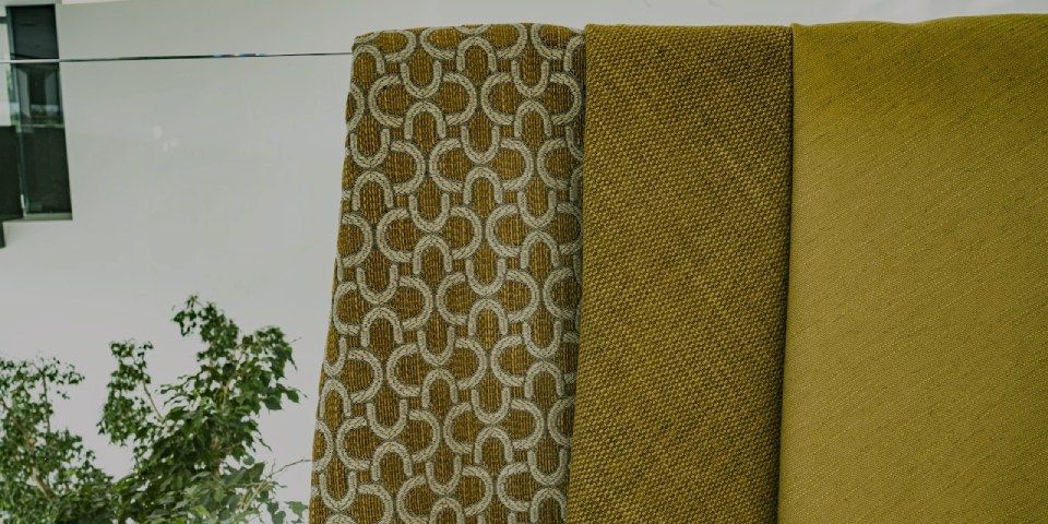 Tessuto color senape collezione Medulin