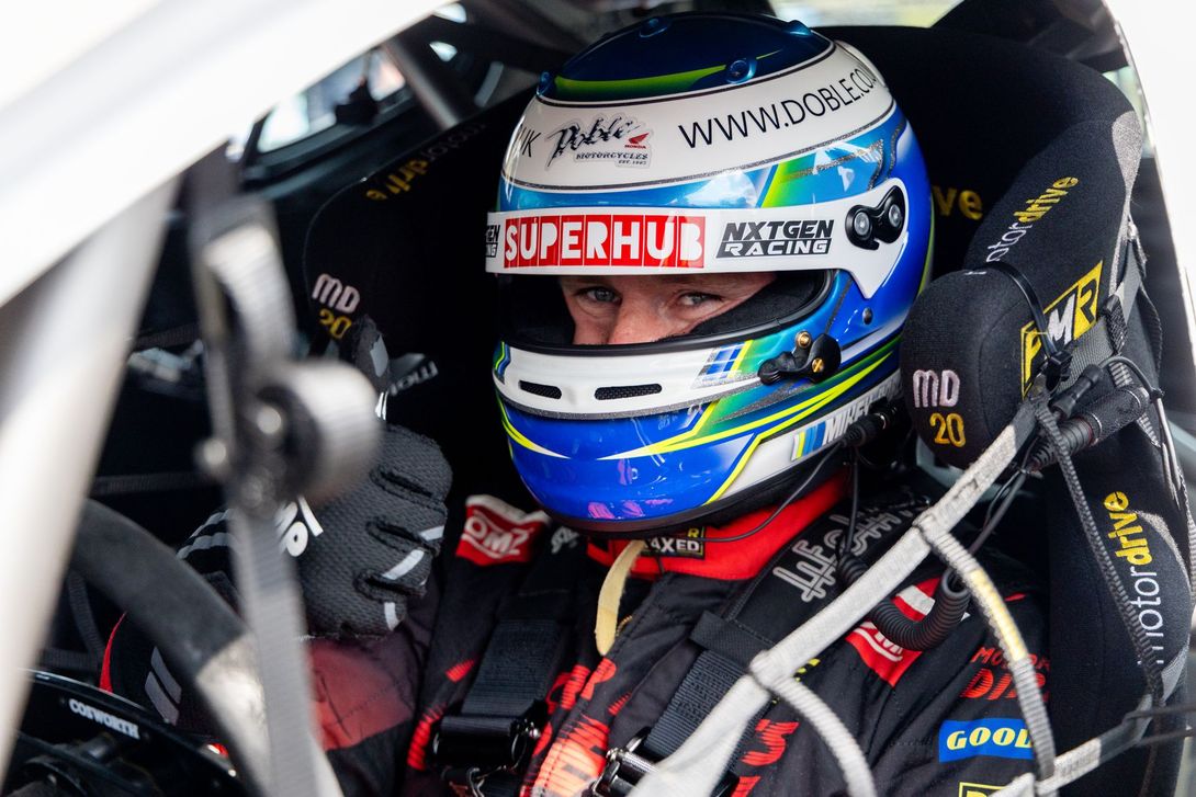 Mikey Doble thumbs up in BTCC car at Thruxton 2025