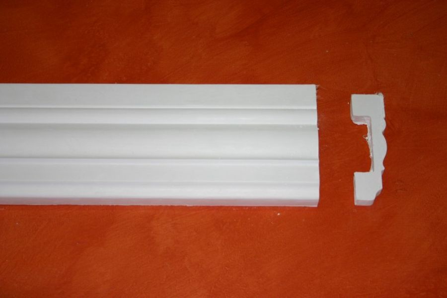 Cornice decorativa 4