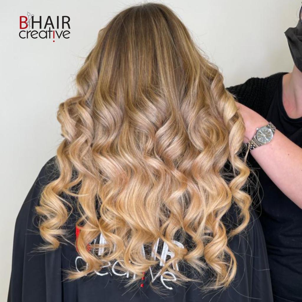 capelli biondi mossi