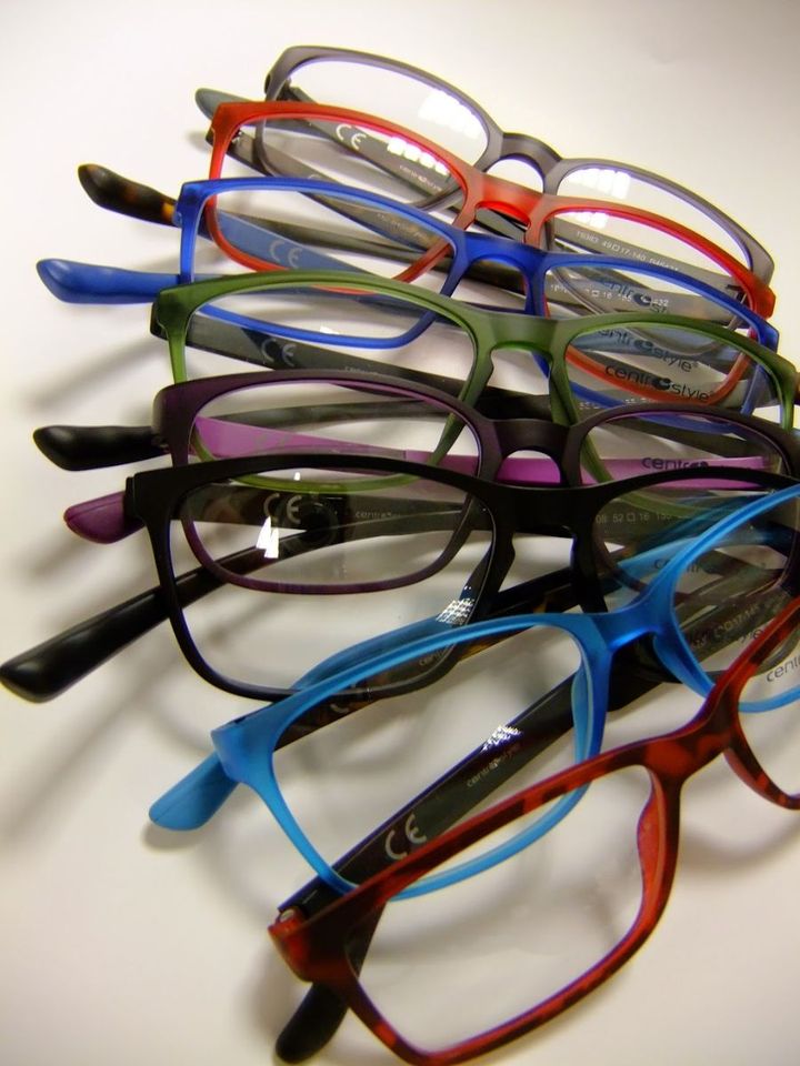 Assortimento di occhiali con lenti correttive