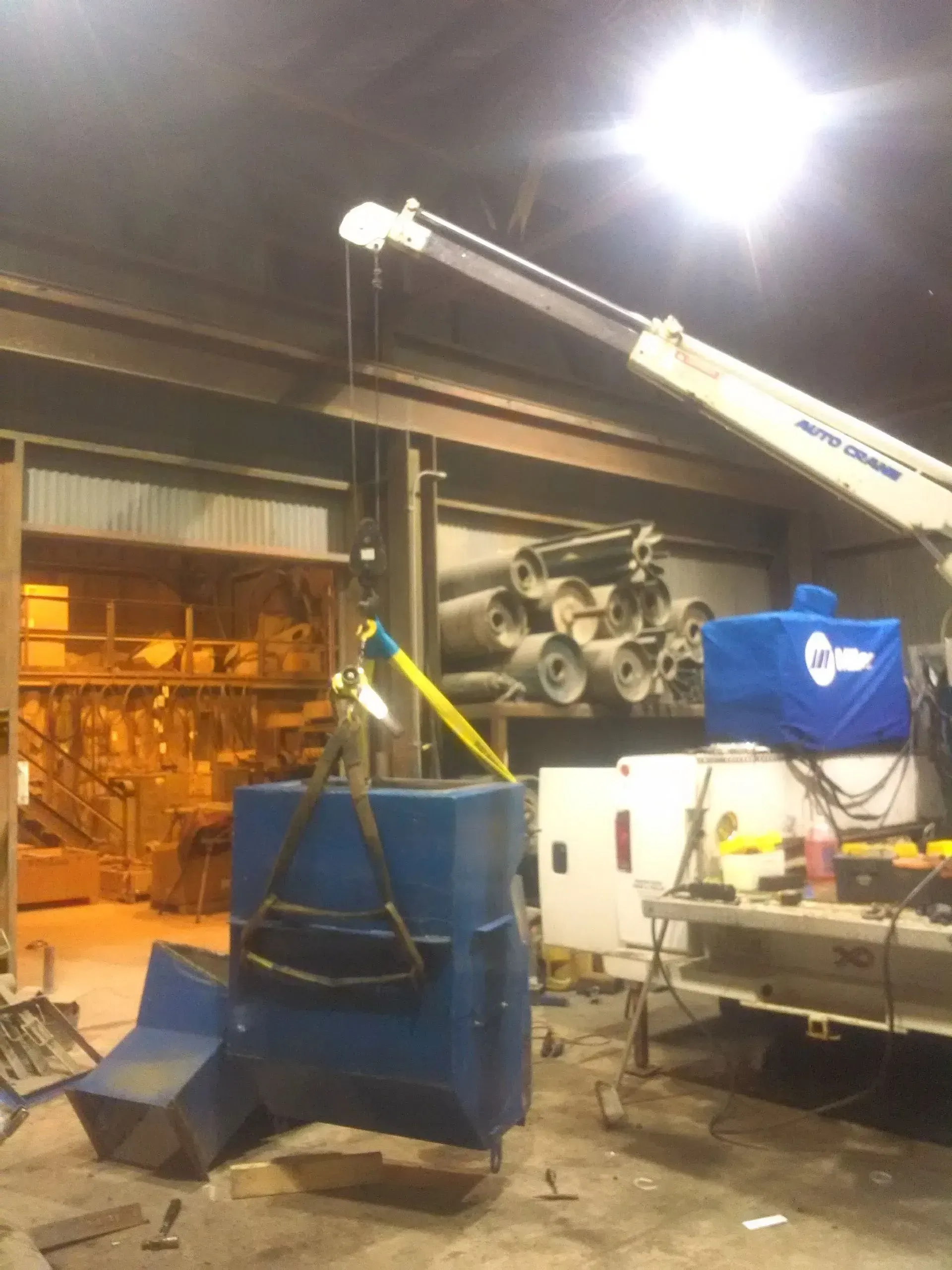 A crane with the word miller on it.