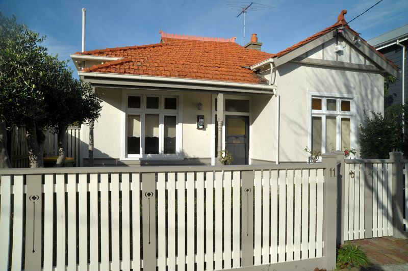 A white house with the number 5 on the front