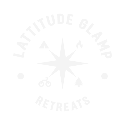 logo glamping avadaro