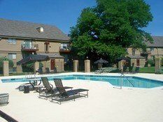 Coulter Landing Apartments community pool