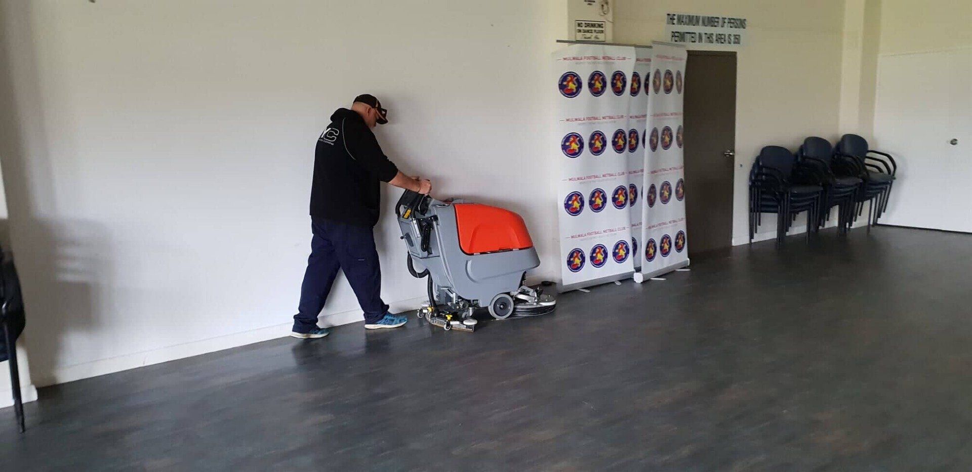 Vinyl floor cleaning — Cleaning Projects in Mulwala, NSW