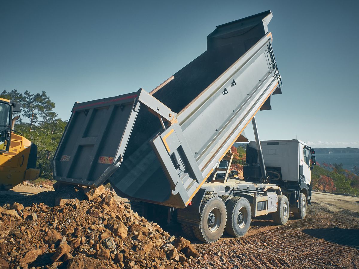 9-Tonne Tipper