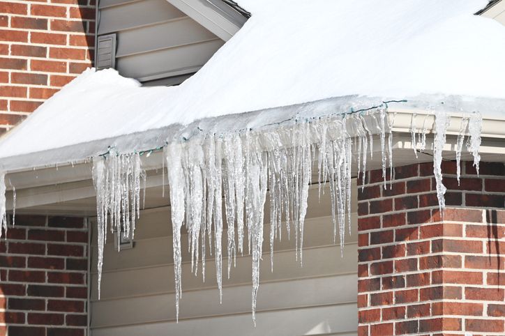 The Impact of Winter Weather on Your Roof 