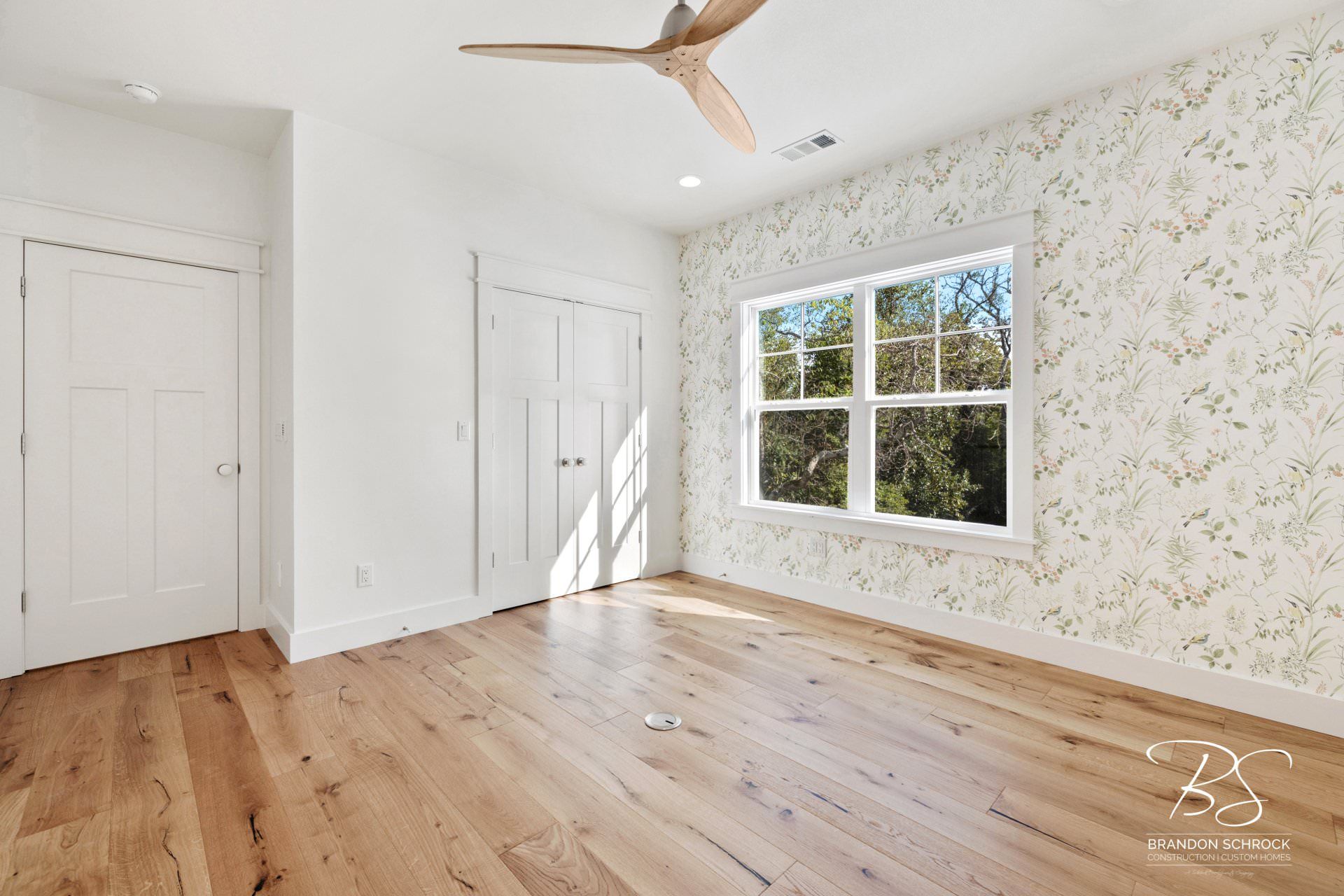 1920s inspired farmhouse bedroom