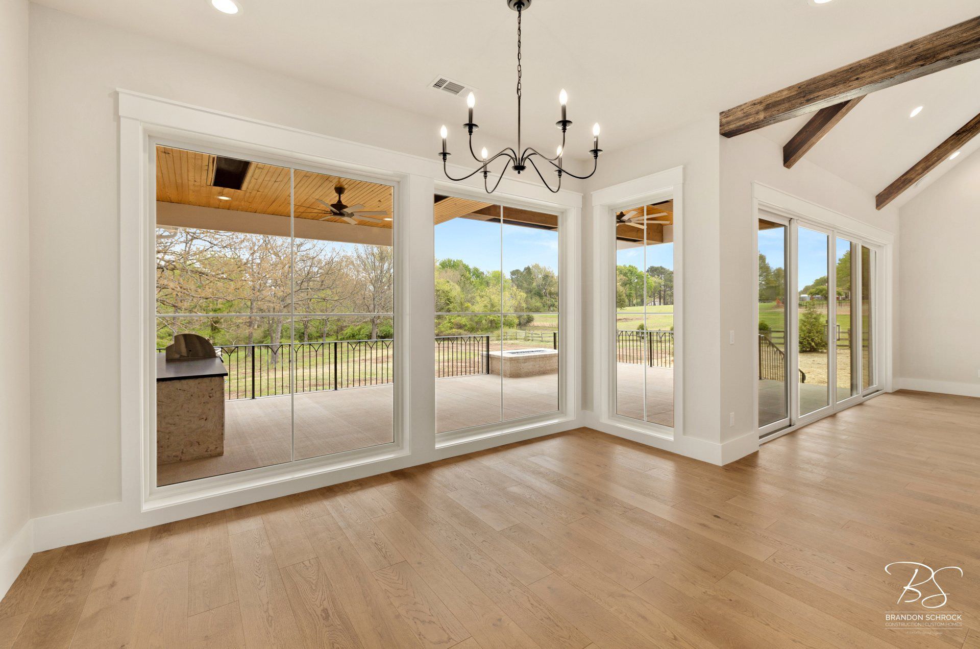 traditional craftsman living room