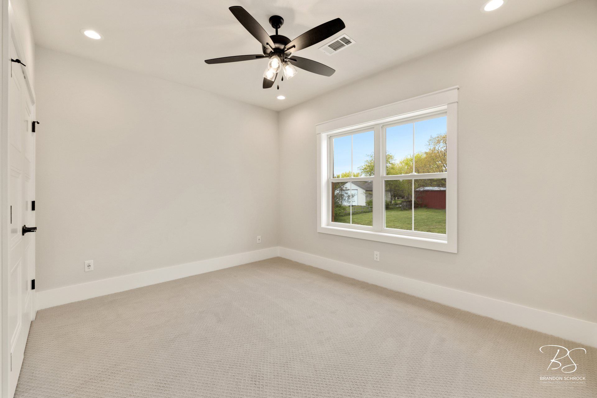 traditional craftsman bedroom