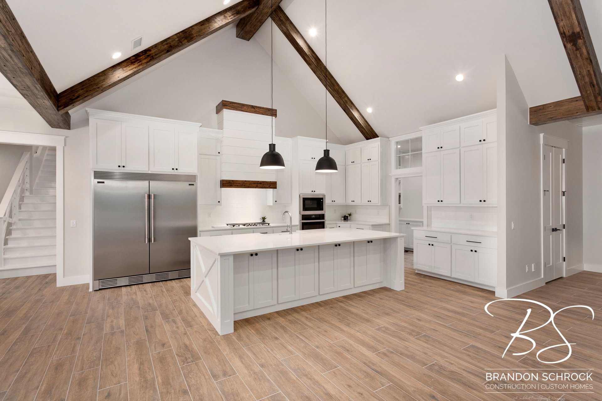 traditional modern farmhouse kitchen