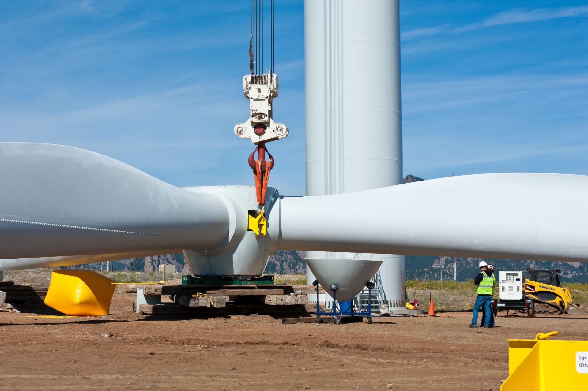 Wind turbine rotar installation