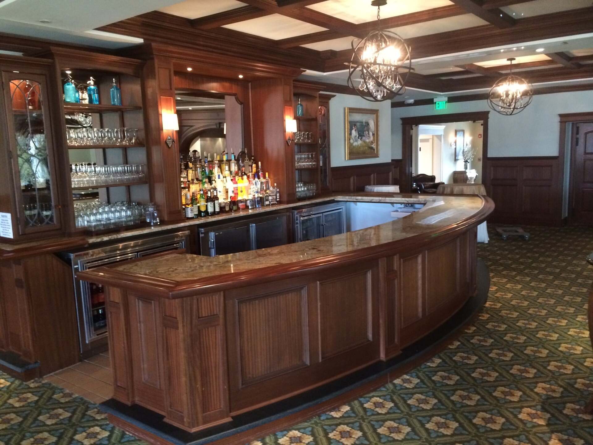 Bar Area — South Amboy, NJ — WoodSmith Cabinet & Architectural Woodwork Co.