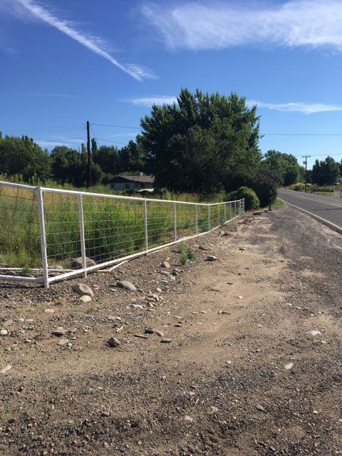 White Pipe Fence — Farmington, NM — Cave Enterprises