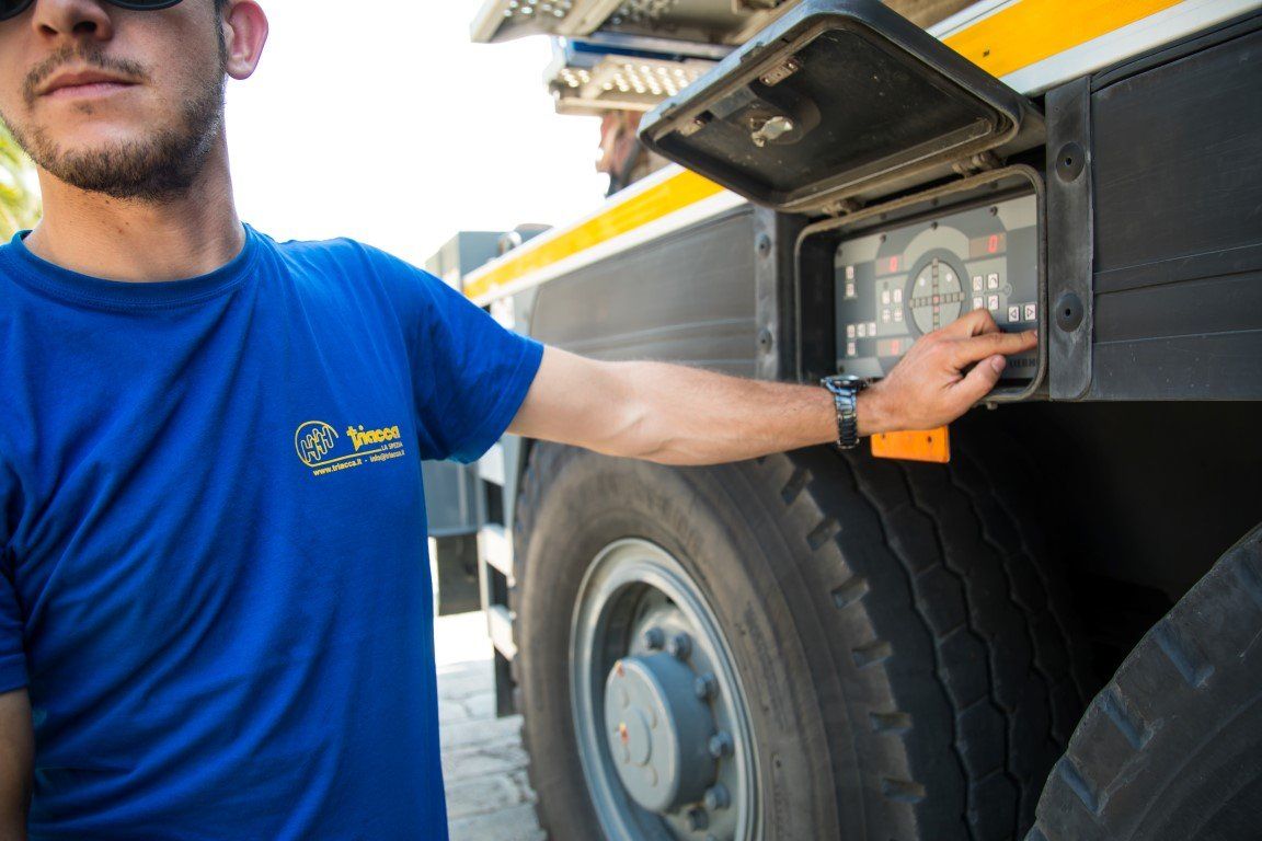 articulated lorry inspection