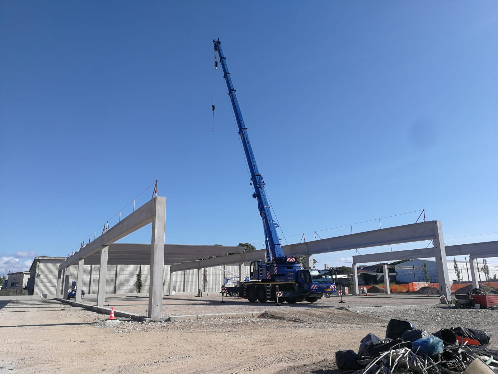 lifting vehicle with crane