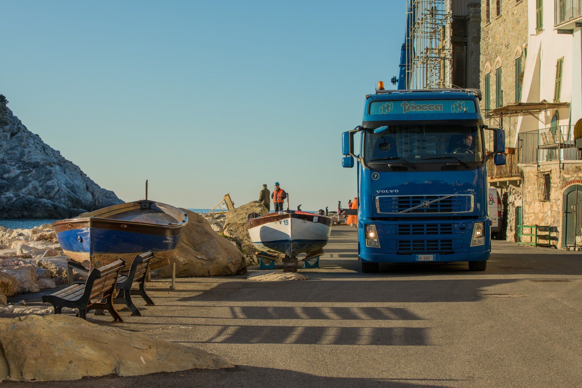 articulated lorries for exceptional loads