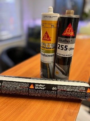 Some products to repair Windscreen. Some products to repair Windscreen.