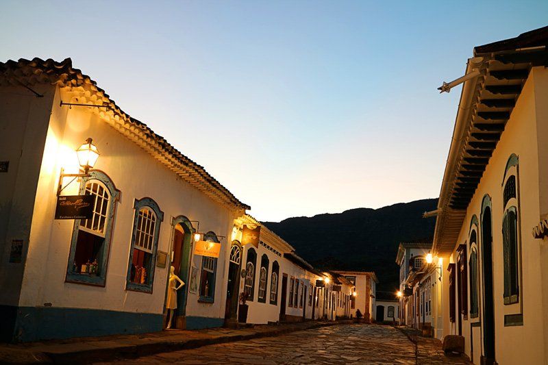 Rua Direita ao anoitecer em Tiradentes-MG