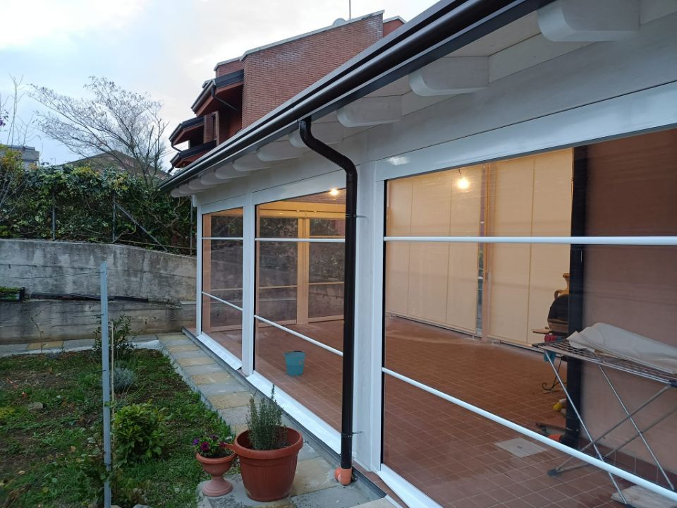 realizzazione di pergotende