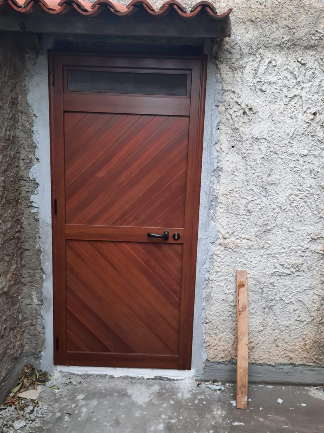 Porta blindata effetto legno