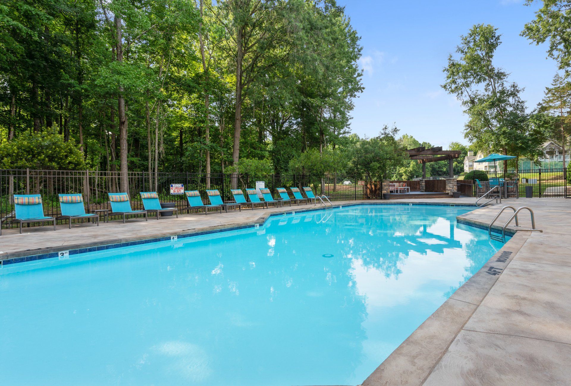 Gallery The Park at Oak Ridge Apartments in Greensboro, NC