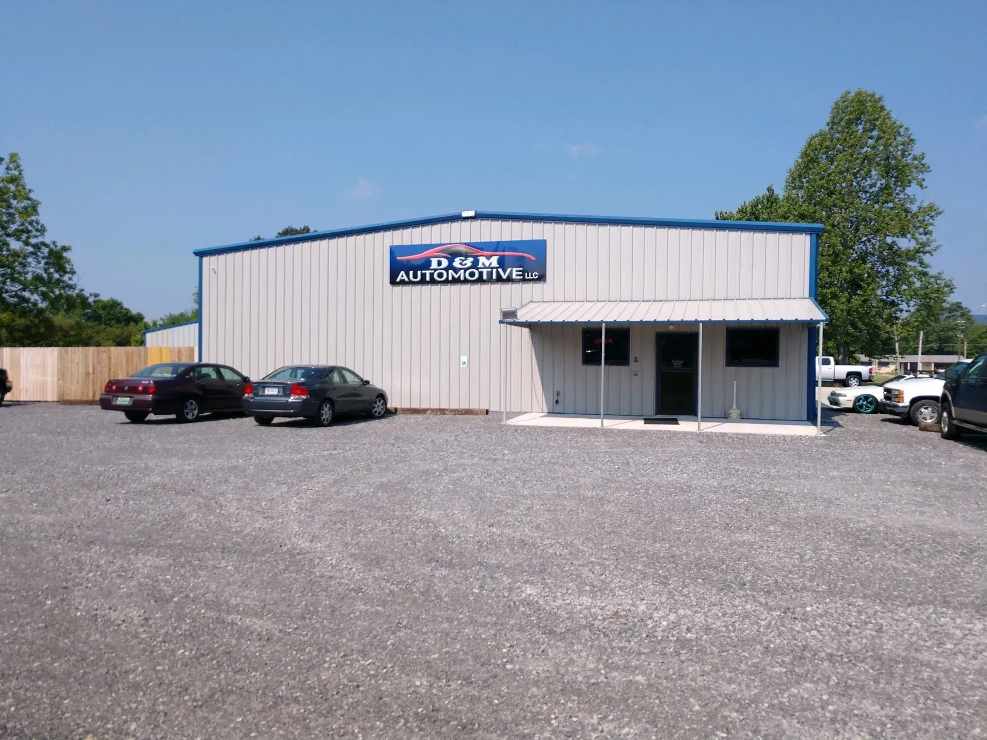 D&M Automotive Gallery Image