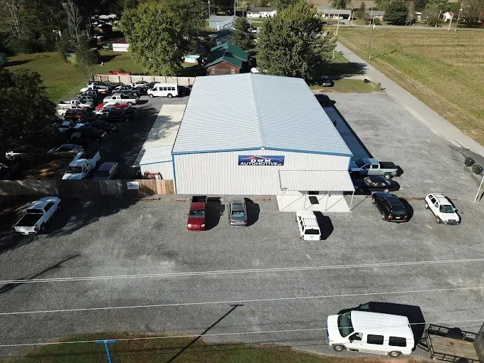 D&M Automotive Gallery Image