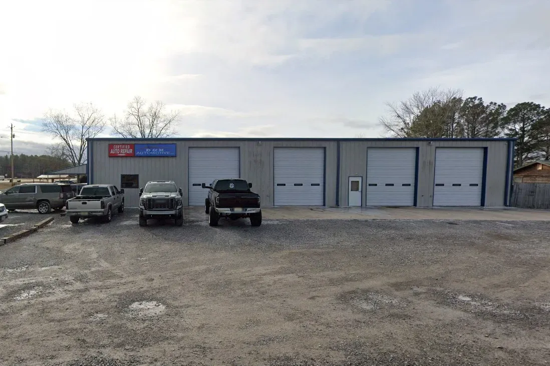 D&M Automotive Gallery Image