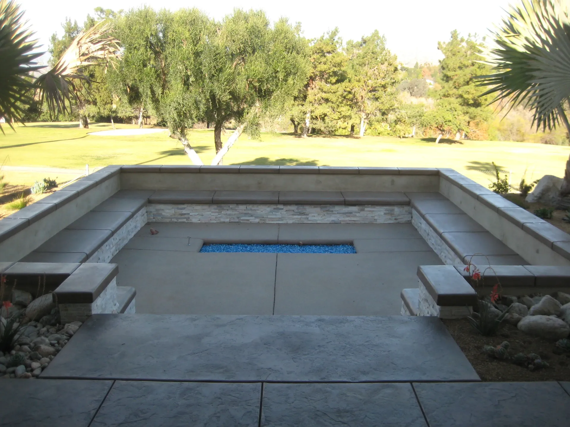 Riverside California backyard patio by Superior Concrete Construction
