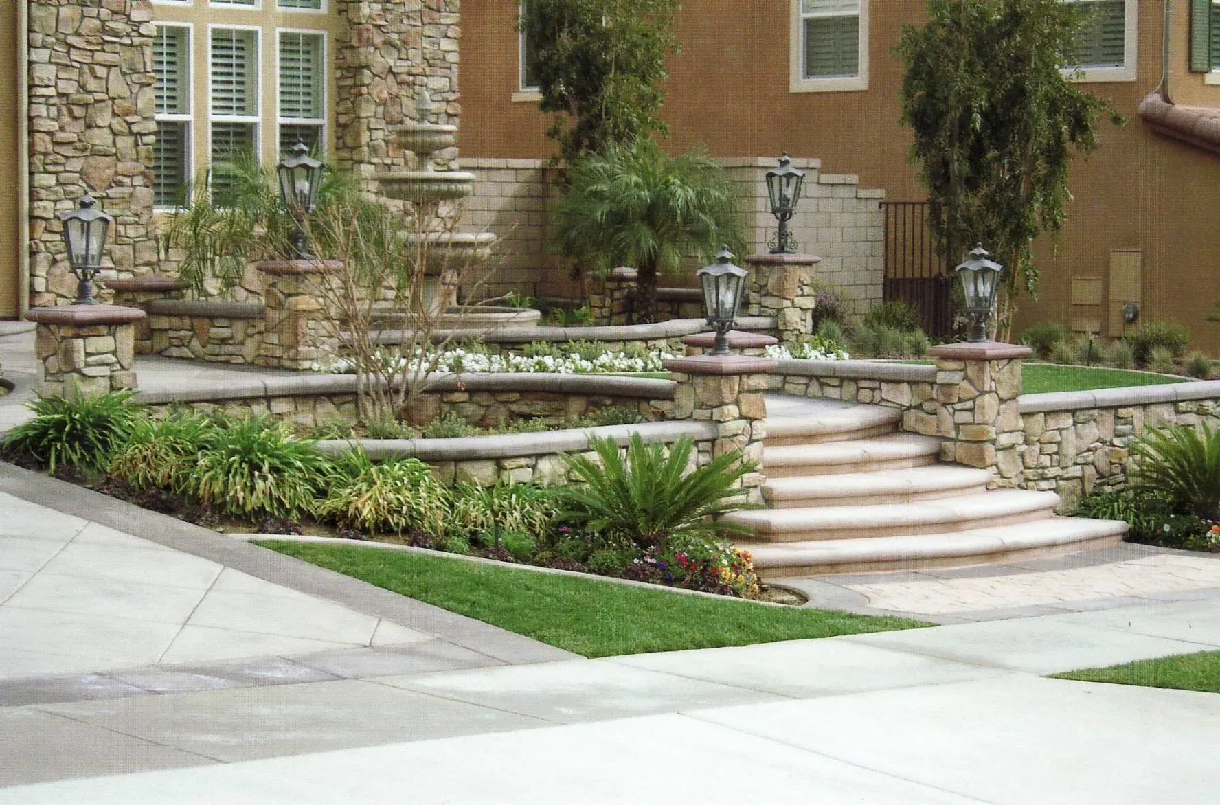 Superior Concrete Construction retaining wall installation in Riverside CA
