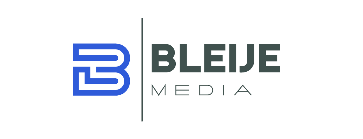 Logo voor Bleije Media. Een blauwe, gestileerde "B" links van de bedrijfsnaam in grijs, met een verticale lijn ertussen.