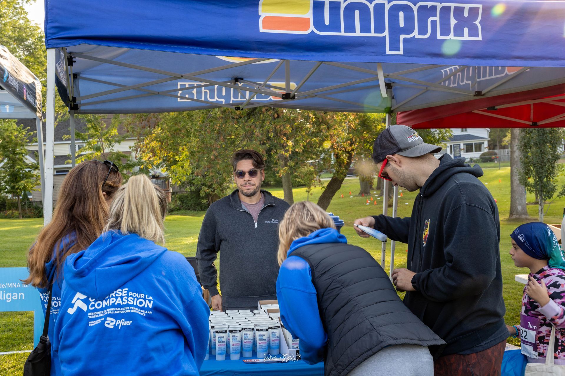 Uniprix Tent Course pour la Compassion