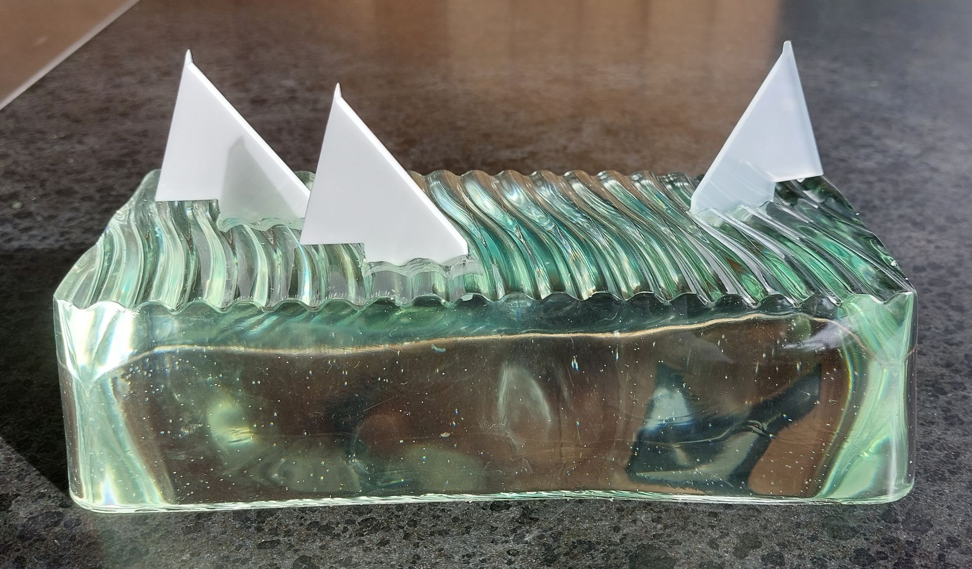 epoxy kunstwerk beeld Sneekermeer, Sneekweek, zeilen zeilboten op het water