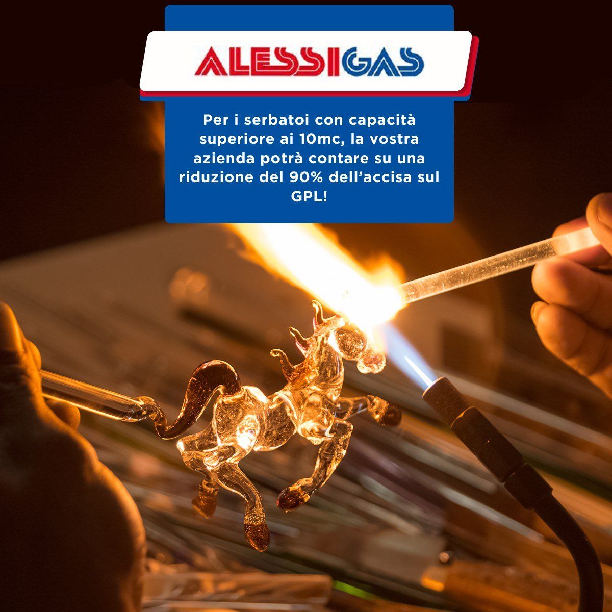 Serbatoio in prato con albero